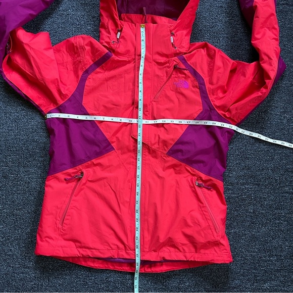 The North Face Orange Purple DryVent Hooded Jacket Size Large - Picture 15 of 16